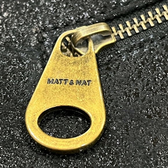 Matt&Nat Black Vegan Large Enveloppe Clutch Zipper Trim Shoulder Satchel handBag - Picture 6 of 15